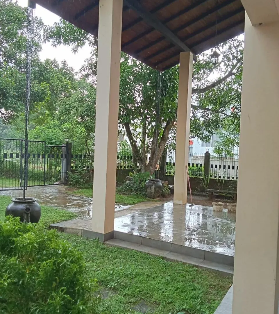 Sandu Villa Galkanda Watta Kandy